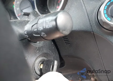 2009 Honda Fit z USA, uszkodzony, nr VIN JHMGE88239C002260